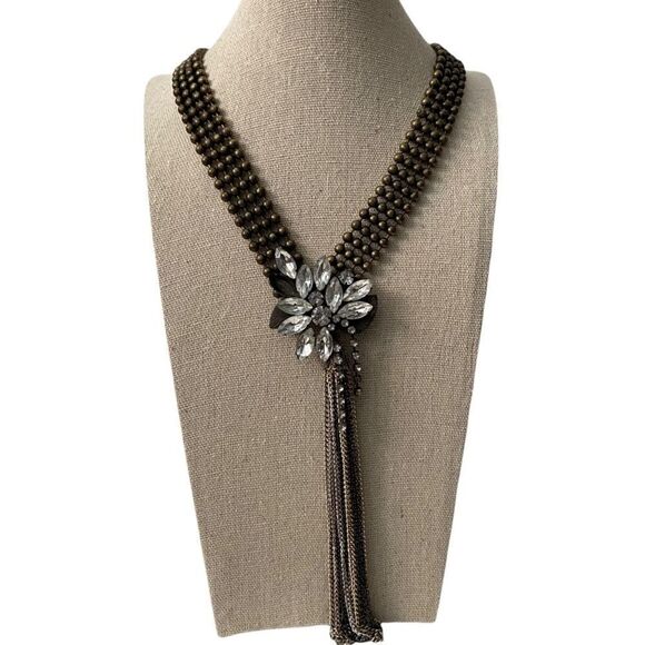 Elegant Stunning Necklace with Tassel and Rhinestone Floral in Vintage Tone - Picture 2 of 9